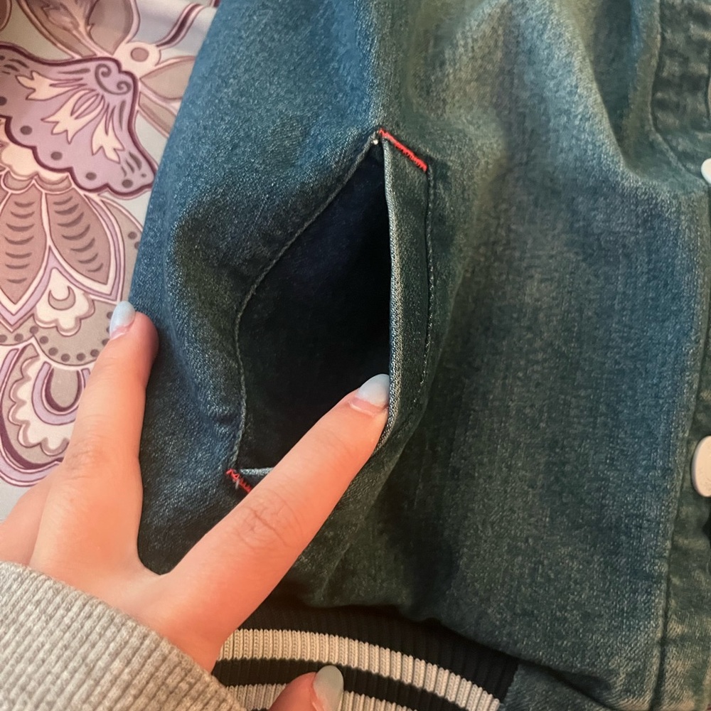 Jean jacket - Picture 5 of 5